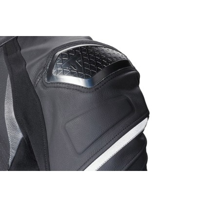 Geaca moto piele triplu perforata Triumph Geaca moto piele triplu perforata Triumph