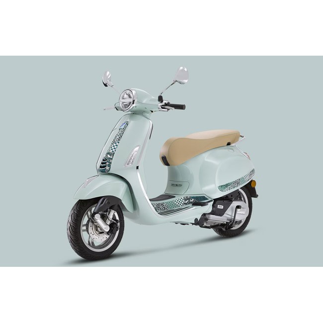 Vespa Primavera Batik 125 Vespa Primavera Batik 125