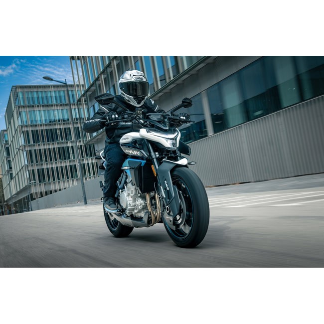 CFMOTO 675NK ABS