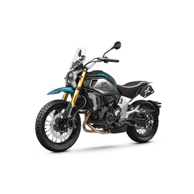 CFMOTO 700CL-X Adventure