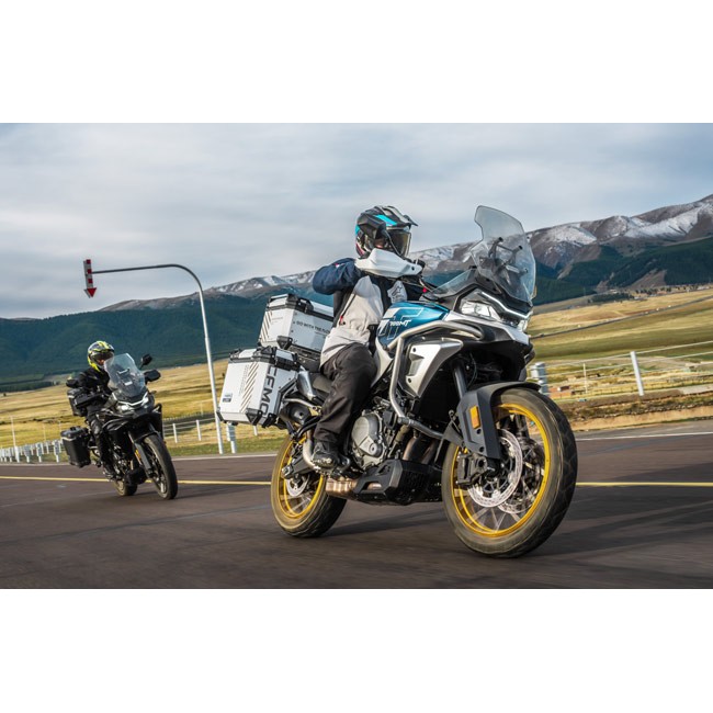 CFMOTO 700MT ABS CFMOTO 700MT ABS