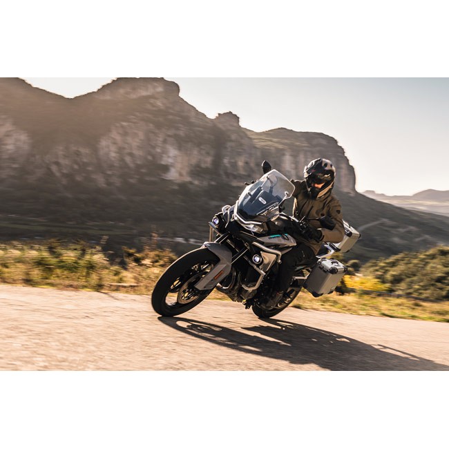 CFMOTO 800MT Sport
