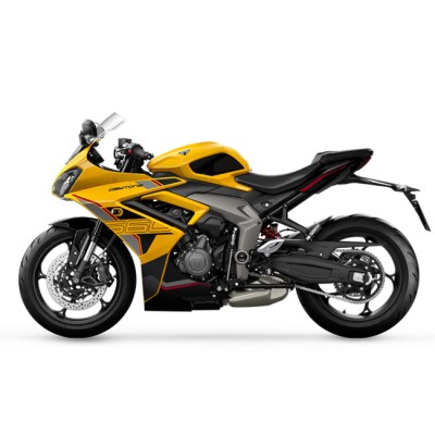 Triumph Daytona 660