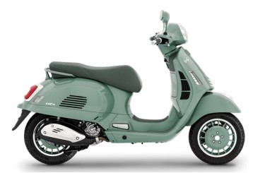 Vespa GTS 310 80th