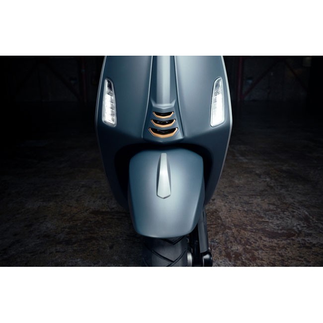 Vespa Primavera 125 Officina 8 Vespa Primavera 125 Officina 8