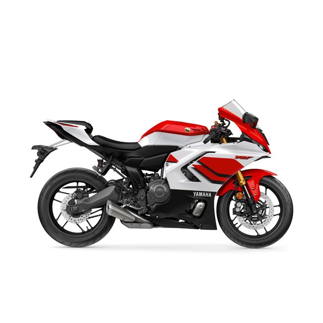 Yamaha R7