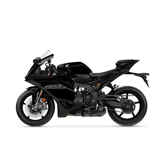 Yamaha R9